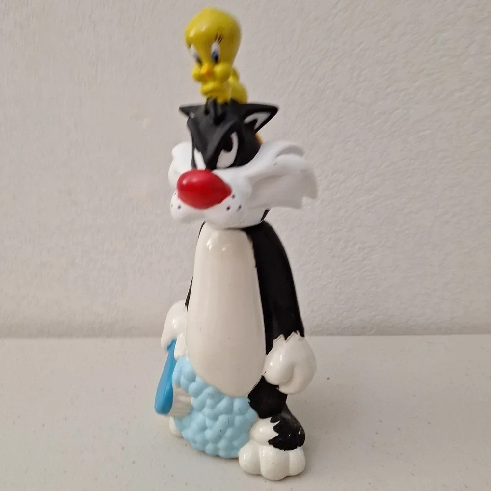 Vtg NEW FULL Minnetonka Sylvester and Tweety Bird Shampoo‎ 9
